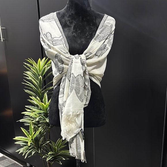 INC Butterfly Scarf,wrap,fringe hem line off-white,lightweight,casual dressy - Picture 1 of 7